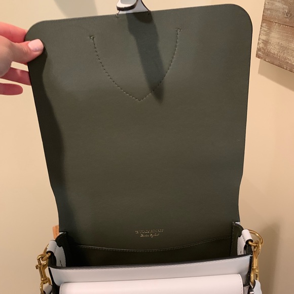 Burberry Large Square Satchel in Leather - Picture 5 of 8